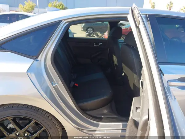 2HGFE2F57TH529733 2026 HONDA CIVIC - Image 8