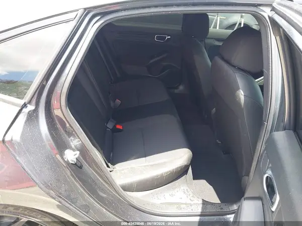 2HGFE2F57TH576373 2026 HONDA CIVIC - Image 8