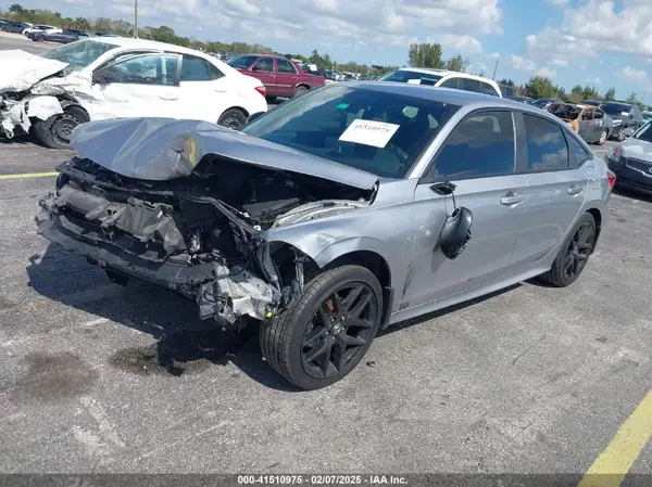2HGFE2F58NH574988 2022 HONDA CIVIC - Image 2