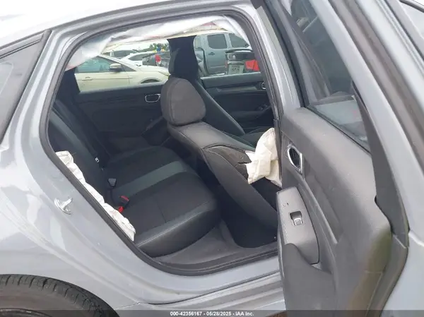 2HGFE2F58RH556352 2024 HONDA CIVIC - Image 8