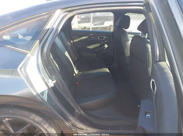 2HGFE2F59NH564843 2022 HONDA CIVIC - Image 8