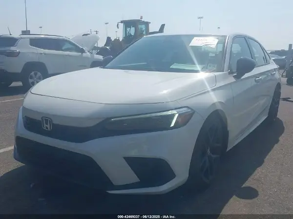 2HGFE2F59RH579459 2024 HONDA CIVIC - Image 2