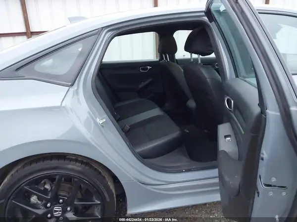 2HGFE2F59RH585519 2024 HONDA CIVIC - Image 8