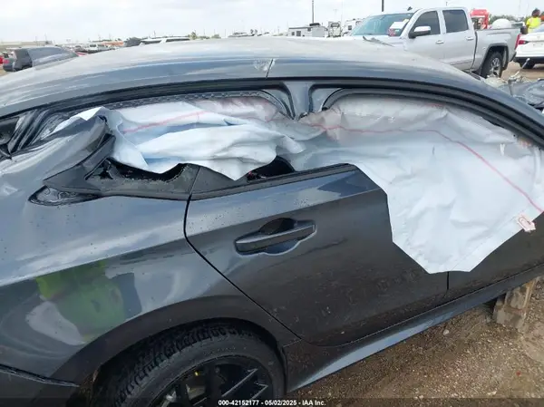 2HGFE2F59RH594110 2024 HONDA CIVIC - Image 8
