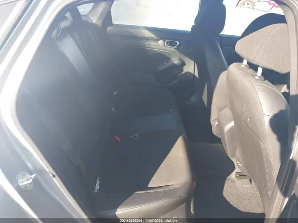 2HGFE2F5XNH555813 2022 HONDA CIVIC - Image 8