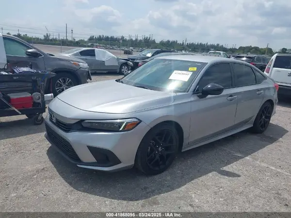 2HGFE2F5XRH505368 2024 HONDA CIVIC - Image 2