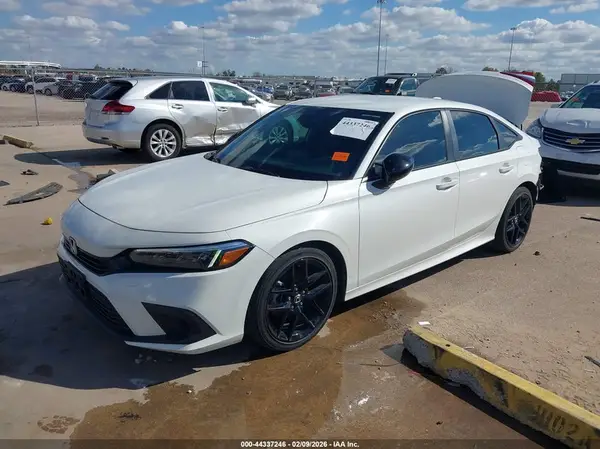 2HGFE2F5XRH575419 2024 HONDA CIVIC - Image 2