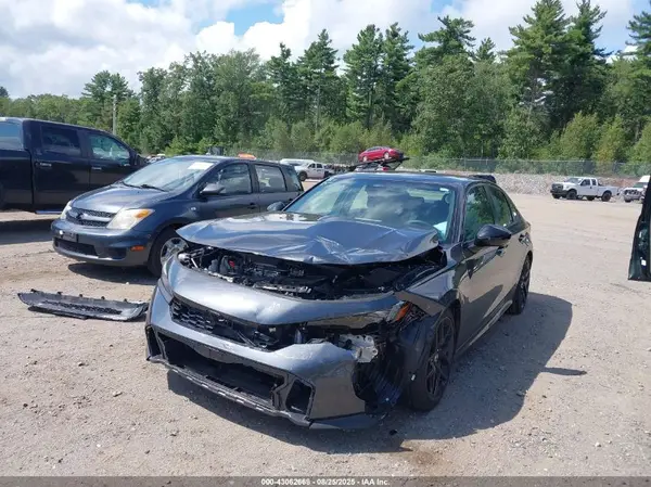 2HGFE2F5XSH561512 2025 HONDA CIVIC - Image 2
