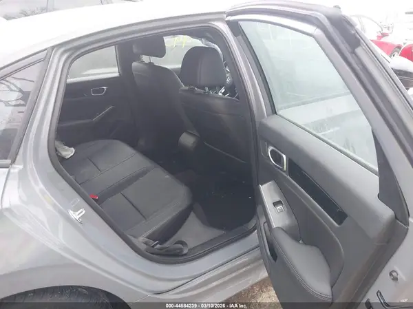 2HGFE4F87TH307800 2026 HONDA CIVIC - Image 8