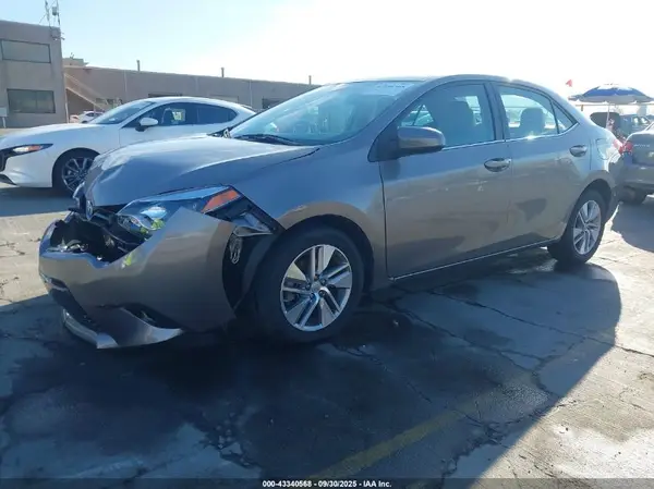 2T1BPRHE0GC736610 2016 TOYOTA COROLLA - Image 2