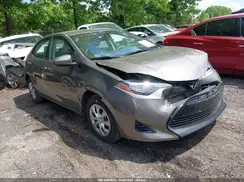2T1BPRHE0HC805846 2017 TOYOTA COROLLA