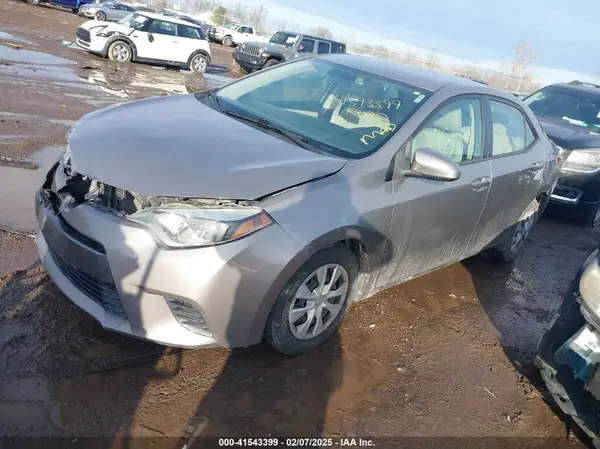 2T1BPRHE1GC526470 2016 TOYOTA COROLLA - Image 2
