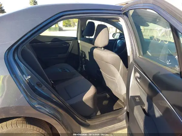 2T1BPRHE1JC025974 2018 TOYOTA COROLLA - Image 8