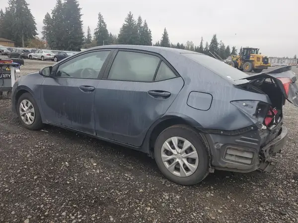 2T1BPRHE1JC986073 2018 TOYOTA COROLLA - Image 2