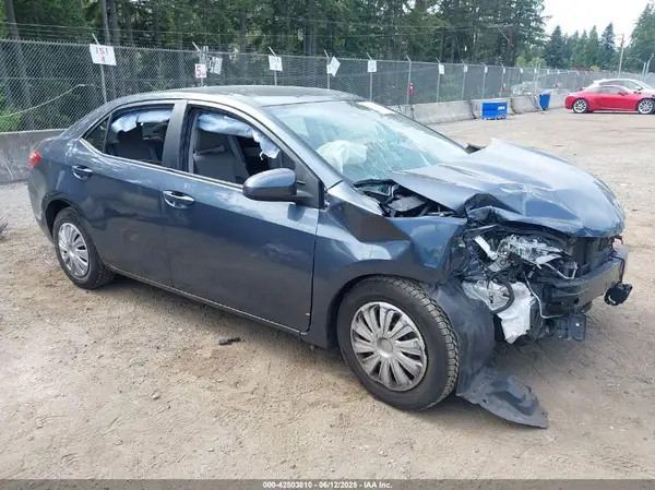 2T1BPRHE1KC189792 2019 TOYOTA COROLLA - Image 1