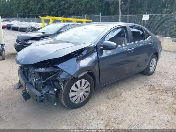 2T1BPRHE1KC189792 2019 TOYOTA COROLLA - Image 2