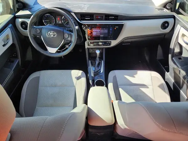 2T1BPRHE3HC903141 2017 TOYOTA COROLLA - Image 8