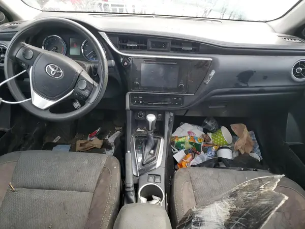 2T1BPRHE3JC001336 2018 TOYOTA COROLLA - Image 8