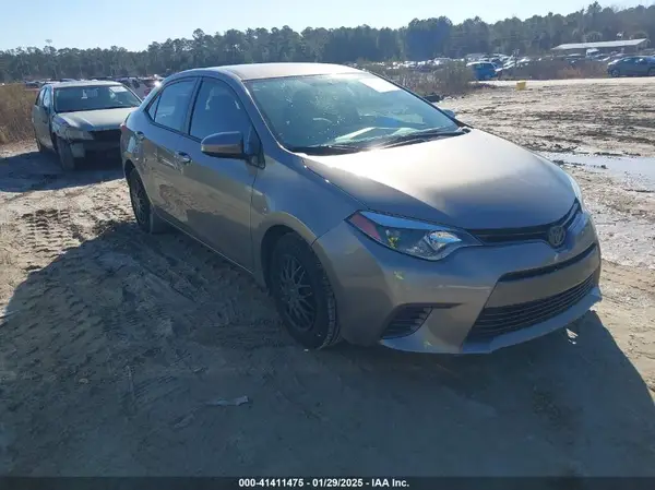 2T1BPRHE4GC568082 2016 TOYOTA COROLLA - Image 1
