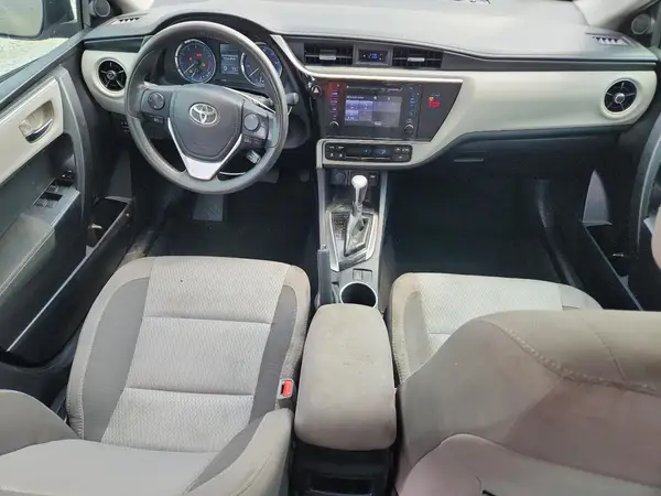 2T1BPRHE4JC052795 2018 TOYOTA COROLLA - Image 8