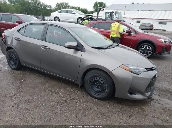 2T1BPRHE4JC078474 2018 TOYOTA COROLLA - Image 1