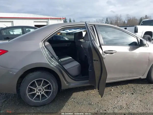 2T1BPRHE5HC956259 2017 TOYOTA COROLLA - Image 8