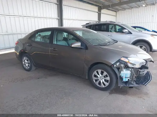 2T1BPRHE6HC775980 2017 TOYOTA COROLLA - Image 1