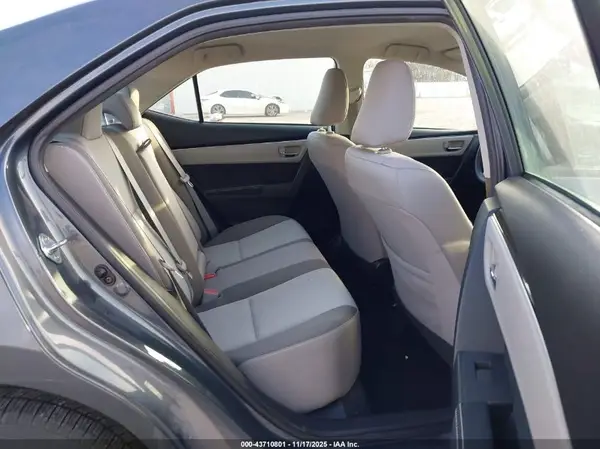 2T1BPRHE6JC042477 2018 TOYOTA COROLLA - Image 8