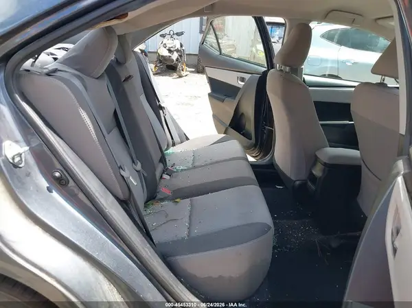2T1BPRHE7JC094362 2018 TOYOTA COROLLA - Image 8