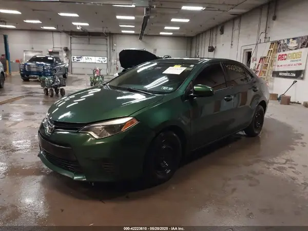 2T1BPRHE8GC686099 2016 TOYOTA COROLLA - Image 2