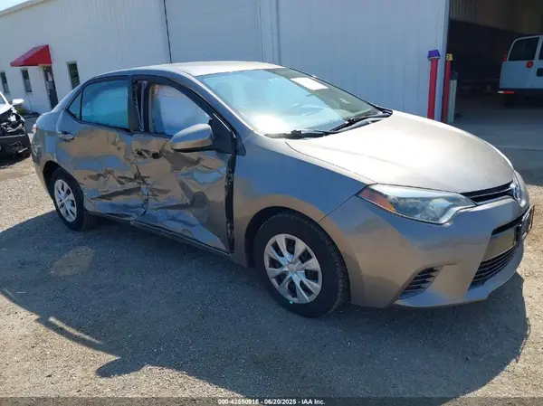 2T1BPRHE9GC585153 2016 TOYOTA COROLLA - Image 1