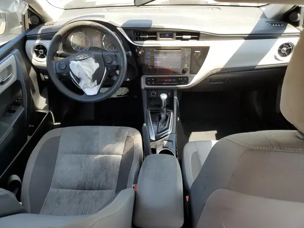 2T1BPRHE9HC951937 2017 TOYOTA COROLLA - Image 8
