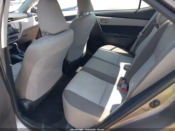 2T1BPRHE9JC053179 2018 TOYOTA COROLLA - Image 8