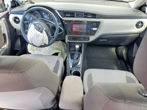 2T1BPRHEXHC841074 2017 TOYOTA COROLLA - Image 8