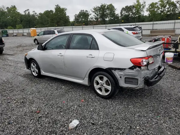 2T1BU4EE6BC663767 2021 TOYOTA COROLLA - Image 2