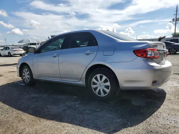 2T1BU4EE7BC708912 2021 TOYOTA COROLLA - Image 2