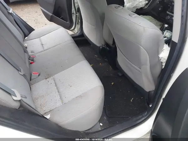 2T1BURHE0GC554740 2016 TOYOTA COROLLA - Image 8