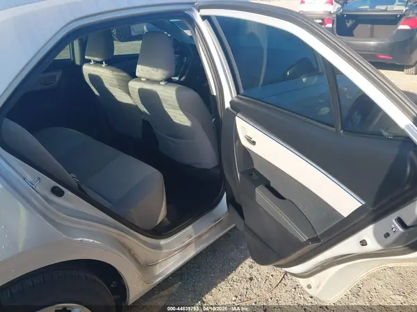 2T1BURHE0GC556276 2016 TOYOTA COROLLA - Image 8