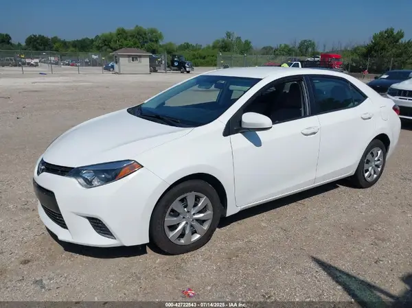 2T1BURHE0GC605704 2016 TOYOTA COROLLA - Image 2