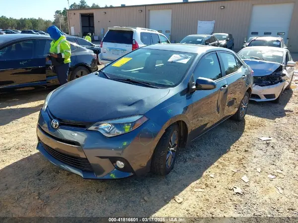 2T1BURHE0GC619067 2016 TOYOTA COROLLA - Image 2
