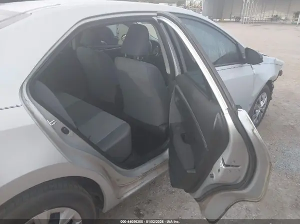 2T1BURHE0GC675767 2016 TOYOTA COROLLA - Image 8