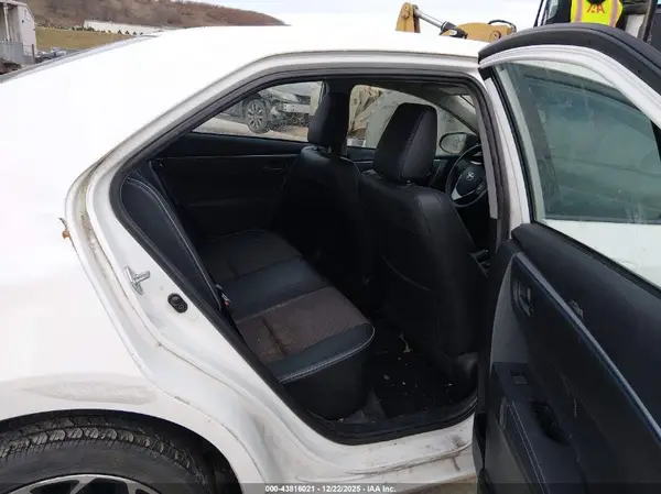 2T1BURHE0GC686803 2016 TOYOTA COROLLA - Image 8