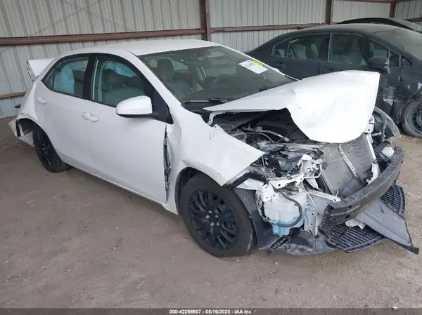 2T1BURHE0GC703390 2016 TOYOTA COROLLA - Image 1