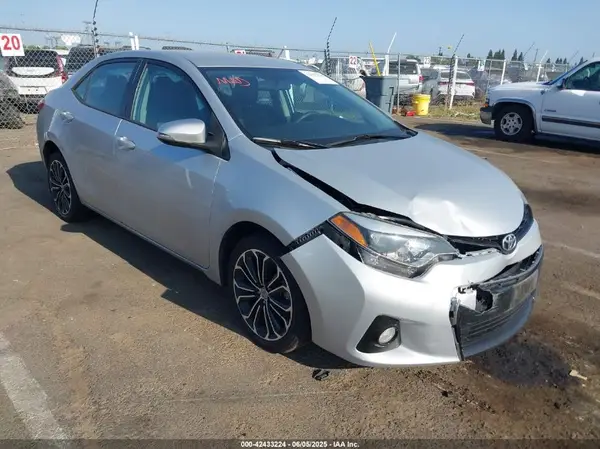2T1BURHE0GC710260 2016 TOYOTA COROLLA - Image 1