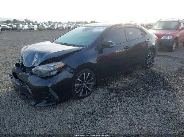 2T1BURHE0HC747164 2017 TOYOTA COROLLA - Image 2