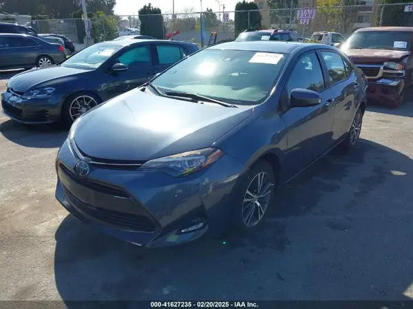 2T1BURHE0HC757077 2017 TOYOTA COROLLA - Image 2