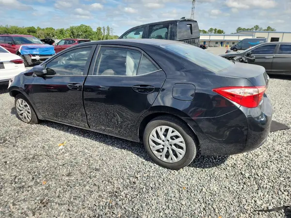 2T1BURHE0HC770315 2017 TOYOTA COROLLA - Image 2