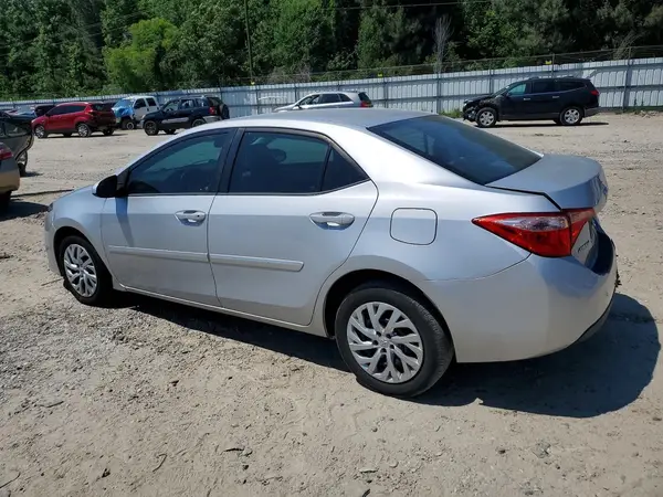 2T1BURHE0HC772162 2017 TOYOTA COROLLA - Image 2