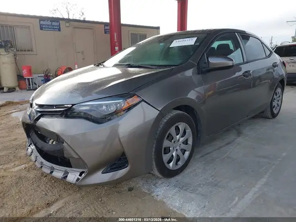 2T1BURHE0HC779757 2017 TOYOTA COROLLA - Image 2