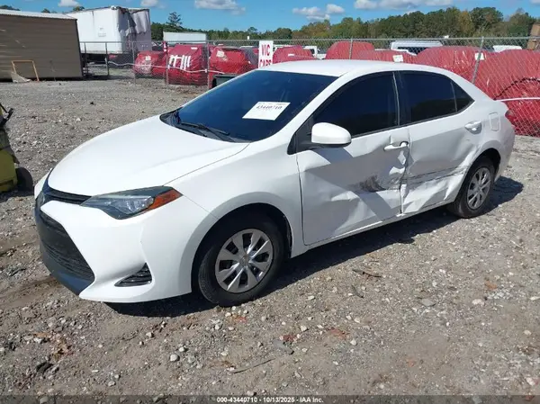 2T1BURHE0HC784022 2017 TOYOTA COROLLA - Image 2